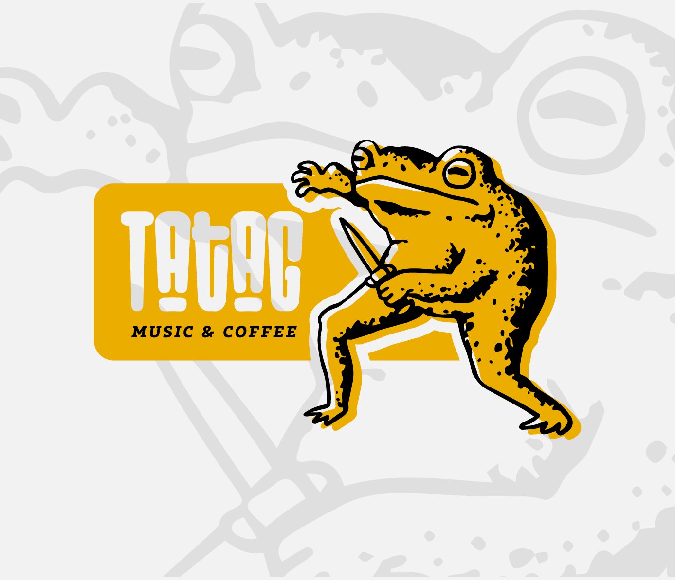 Logo horizontal de Tatag Music & Coffee sobre fondo gris